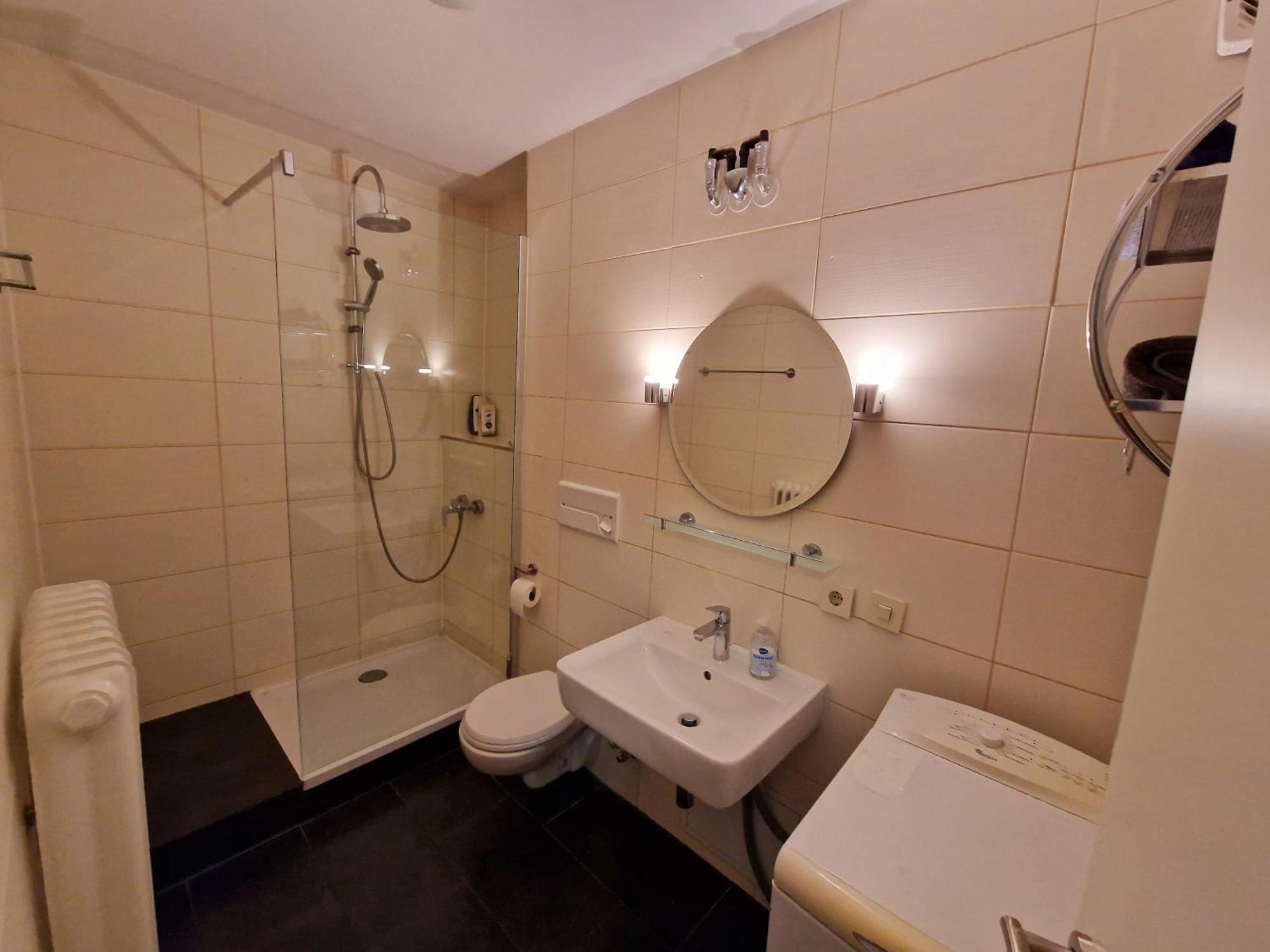 2-Zimmer Messe-Apartment Nbg-Langwasser 60Qm Nuremberg Bagian luar foto